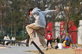 麻豆传媒体育系精彩视频在线免费观看，尽享运动乐趣